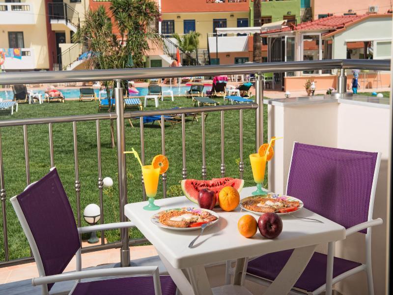 Kings Village Malia  Bagian luar foto